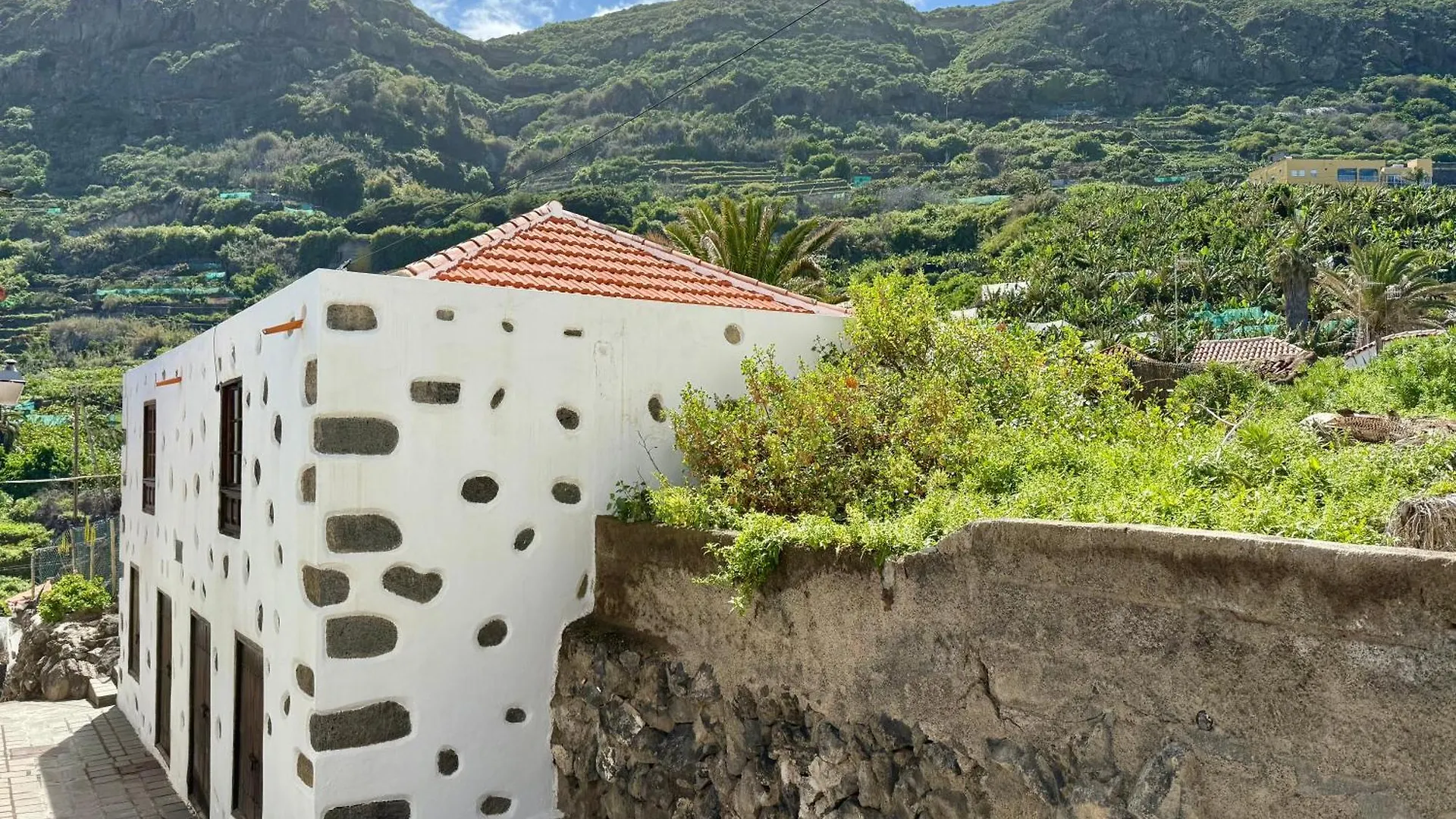 Дом отдыха Вилла Casa Jarana, Private House With Jacuzzi Near The Sea Лас-Агуас